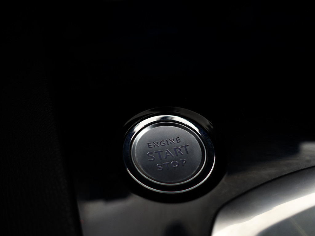 
Peugeot 5008 1.2 PureTech GT Line Aut- 7 Pers, CarPlay, Sfeerverlichting, Xenon Led, Ada Cruise, Keyless, Virtual Cockpit vol									