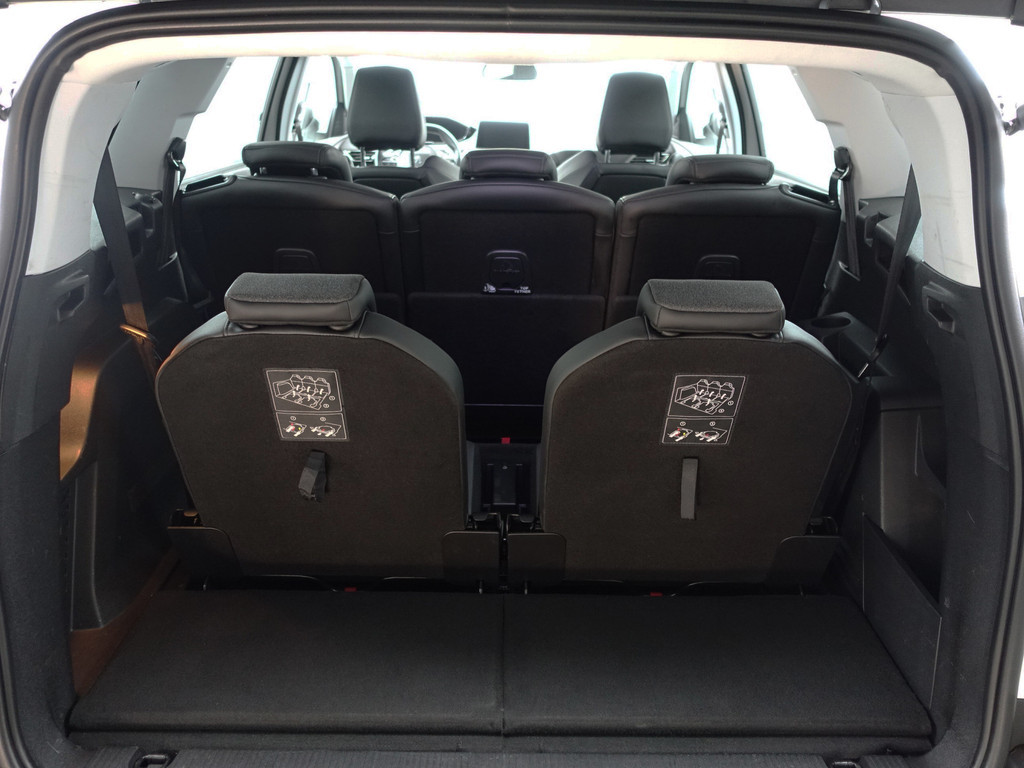 
Peugeot 5008 1.2 PureTech GT Line Aut- 7 Pers, CarPlay, Sfeerverlichting, Xenon Led, Ada Cruise, Keyless, Virtual Cockpit vol									