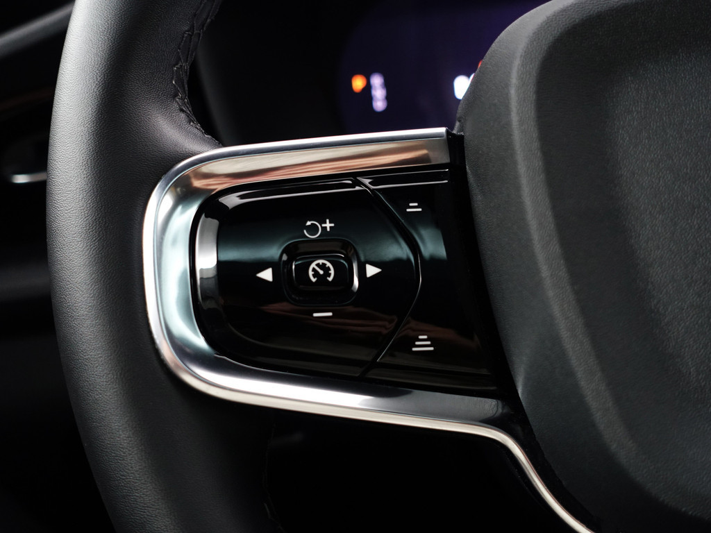 
Polestar 2 Long Range Dual Motor Performance 82 kWh- Harman Kardon, Glazendak, 360 Camera, Ada Cruise, Brembo vol									