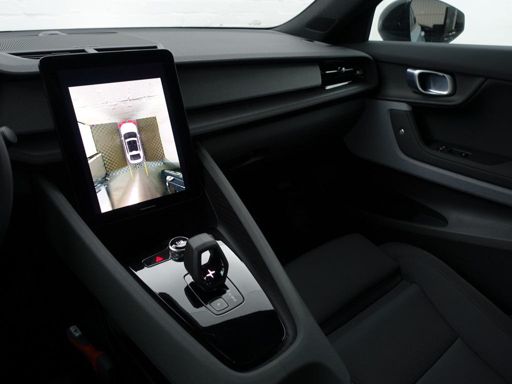 
Polestar 2 Long Range Dual Motor Performance 82 kWh- Harman Kardon, Glazendak, 360 Camera, Ada Cruise, Brembo vol									