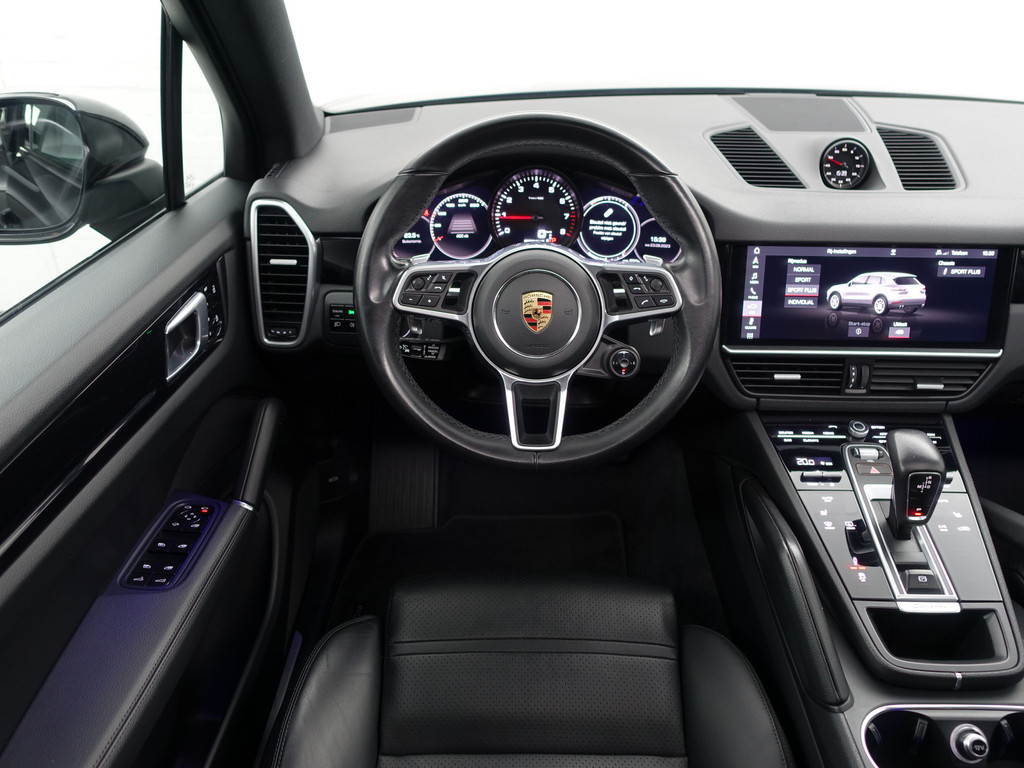 
								Porsche Cayenne 3.0 Aut- Btw, Sport Chrono, Standkachel, Sport Uitlaat, Memory Seats, Active Safe, Panodak vol									