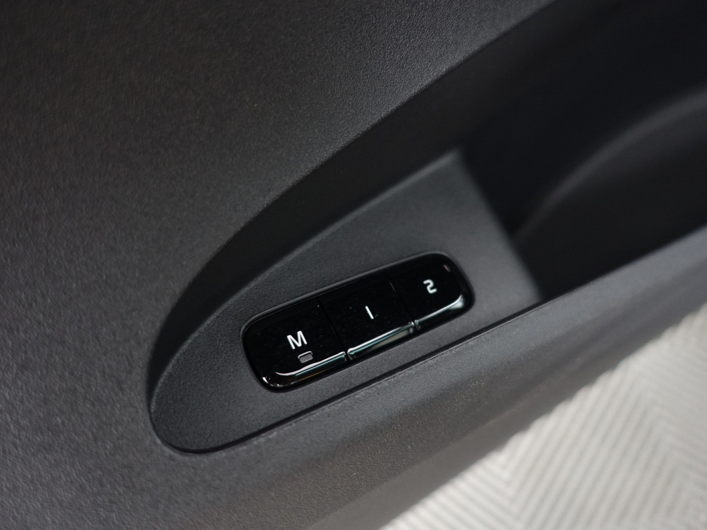 
Polestar 2 Long Range Dual Motor Performance 82 kWh- Harman Kardon, Glazendak, 360 Camera, Ada Cruise, Brembo vol									