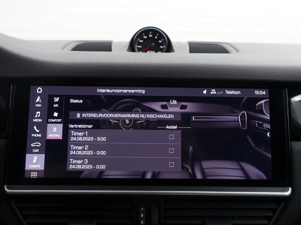 
								Porsche Cayenne 3.0 Aut- Btw, Sport Chrono, Standkachel, Sport Uitlaat, Memory Seats, Active Safe, Panodak vol									