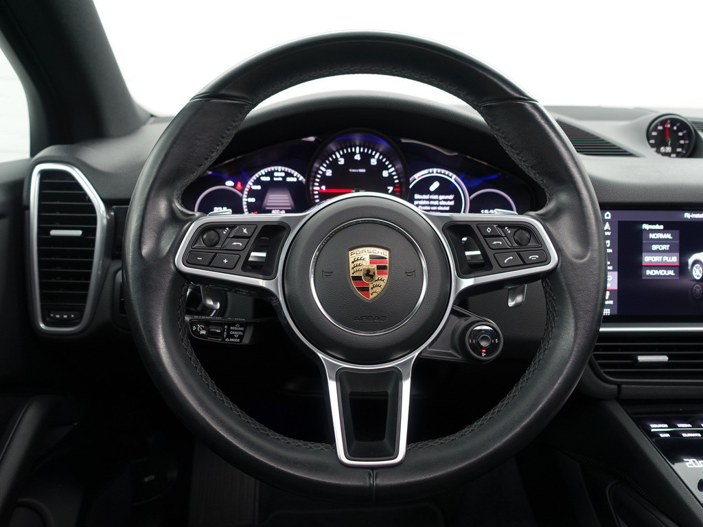 
								Porsche Cayenne 3.0 Aut- Btw, Sport Chrono, Standkachel, Sport Uitlaat, Memory Seats, Active Safe, Panodak vol									