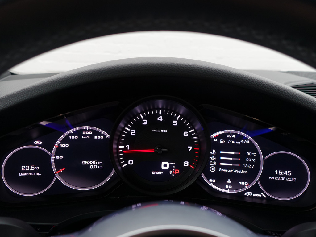 
								Porsche Cayenne 3.0 Aut- Btw, Sport Chrono, Standkachel, Sport Uitlaat, Memory Seats, Active Safe, Panodak vol									