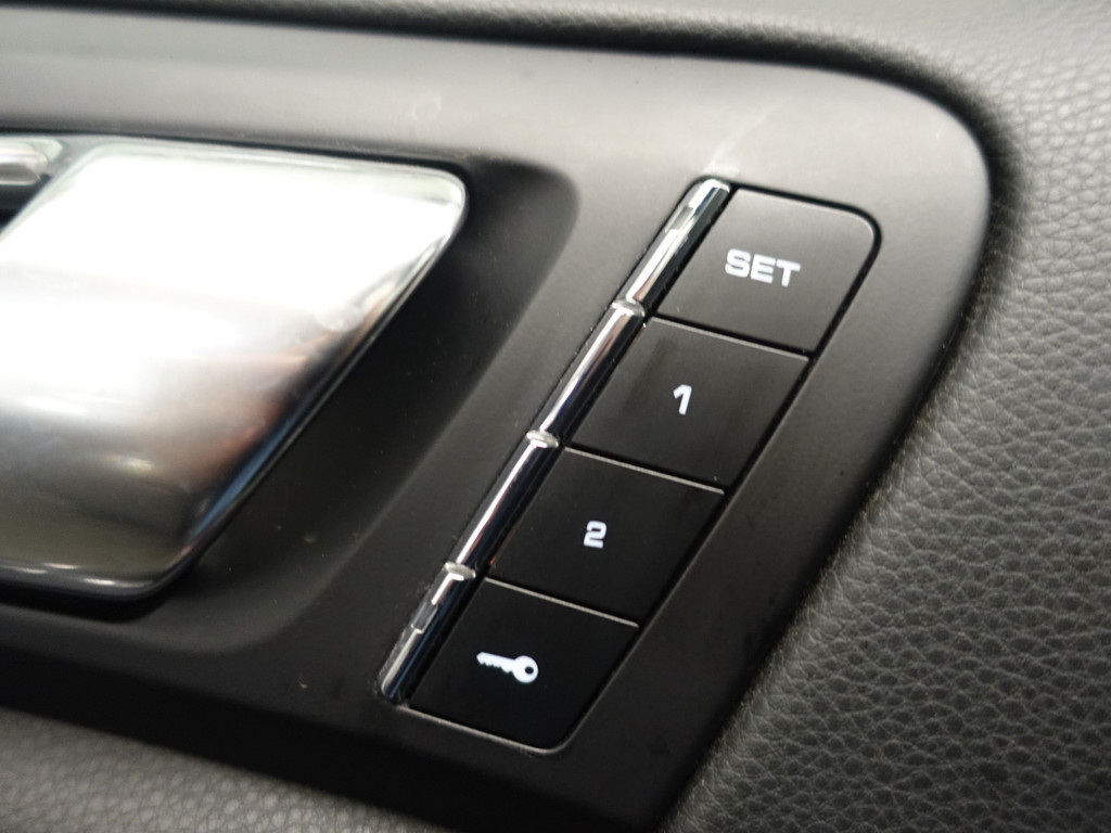 
Porsche Cayenne 3.6 S Sport Chrono 300pk Aut- Panodak, Bose Audio, Leder, Camera, Xenon Led, Memory vol									