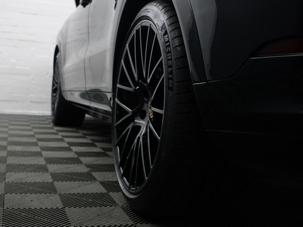 
Porsche Cayenne 2.9 S Exclusive Manufaktur- Sport Chrono, PPF Xenon Led, Stand Kachel, Active Safe, Sfeerverlichting vol									