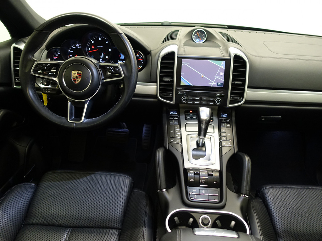
								Porsche Cayenne 3.0 D Sport Chrono 310Pk Aut- Panoramadak, Bose Audio, Memory Seats, Stoelventilatie, Park Assist vol									