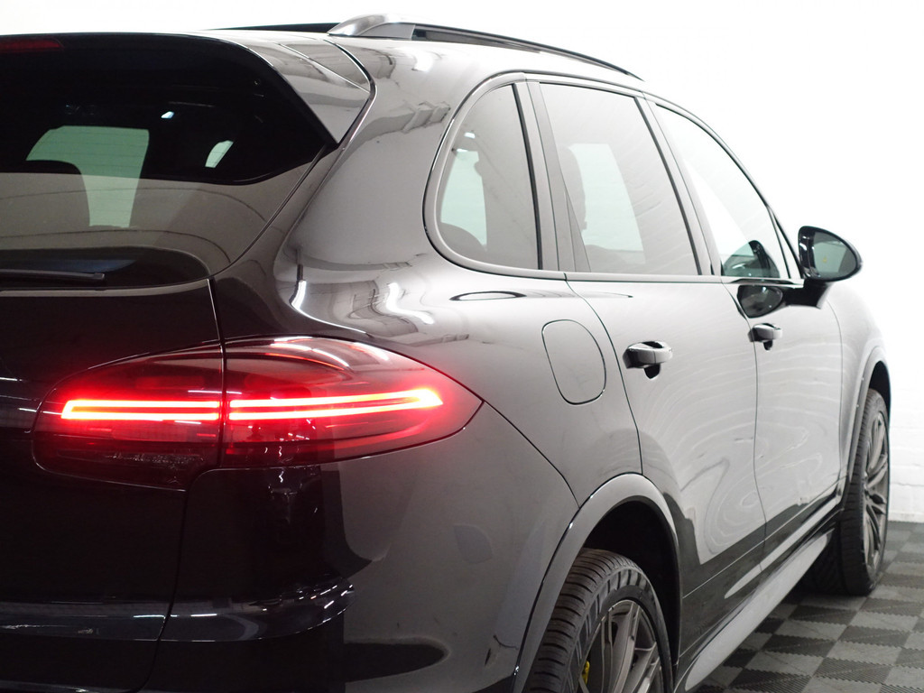 
								Porsche Cayenne 3.0 D Sport Chrono 310Pk Aut- Panoramadak, Bose Audio, Memory Seats, Stoelventilatie, Park Assist vol									