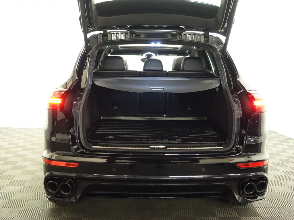 
								Porsche Cayenne 3.0 D Sport Chrono 310Pk Aut- Panoramadak, Bose Audio, Memory Seats, Stoelventilatie, Park Assist vol									