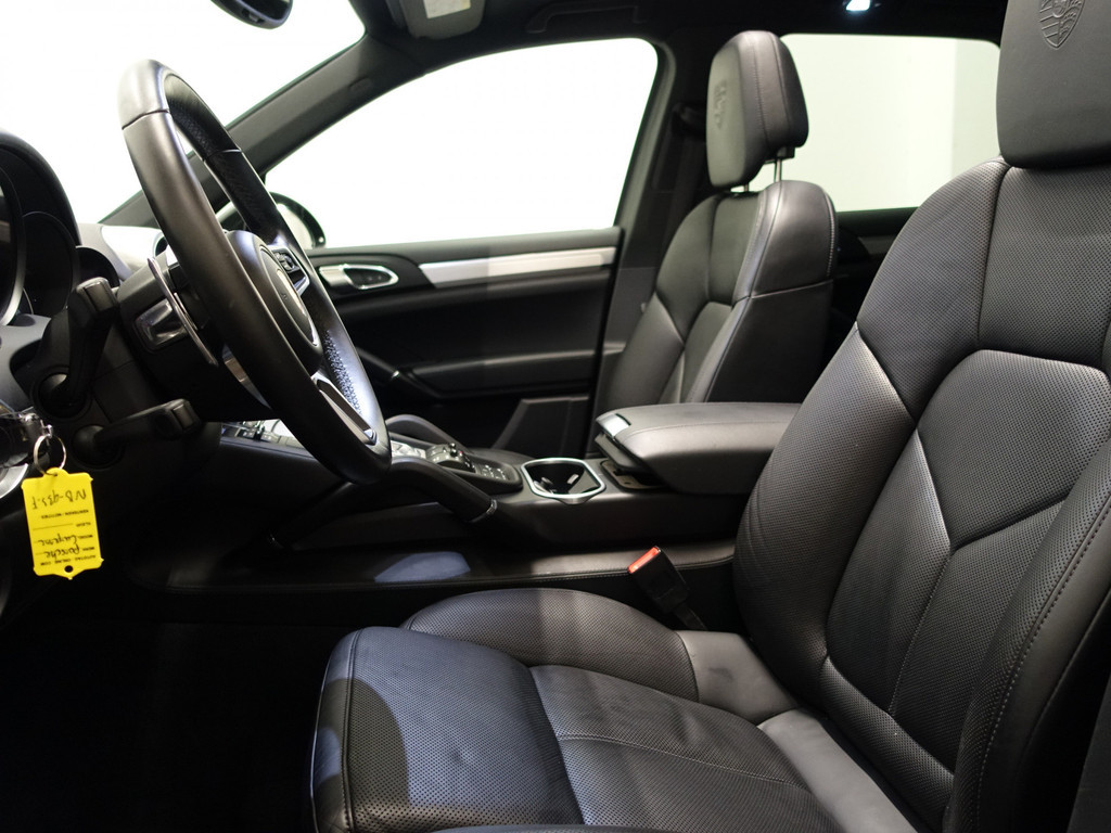 
								Porsche Cayenne 3.0 D Sport Chrono 310Pk Aut- Panoramadak, Bose Audio, Memory Seats, Stoelventilatie, Park Assist vol									