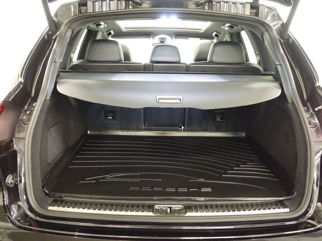 
								Porsche Cayenne 3.0 D Sport Chrono 310Pk Aut- Panoramadak, Bose Audio, Memory Seats, Stoelventilatie, Park Assist vol									