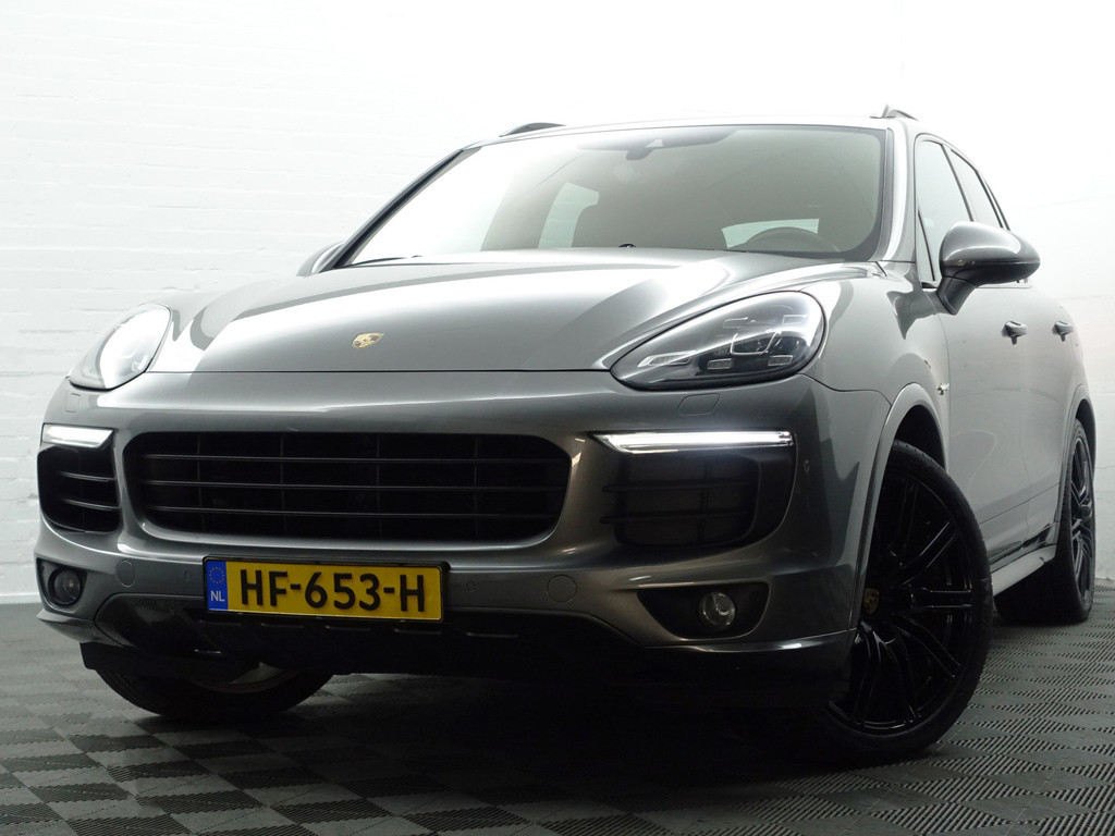 
Porsche Cayenne 3.0 S E-Hybrid Sport Design Aut- Volledig Dealer Onderhouden, Sport Chrono, Bose Audio, Memory Seats vol									