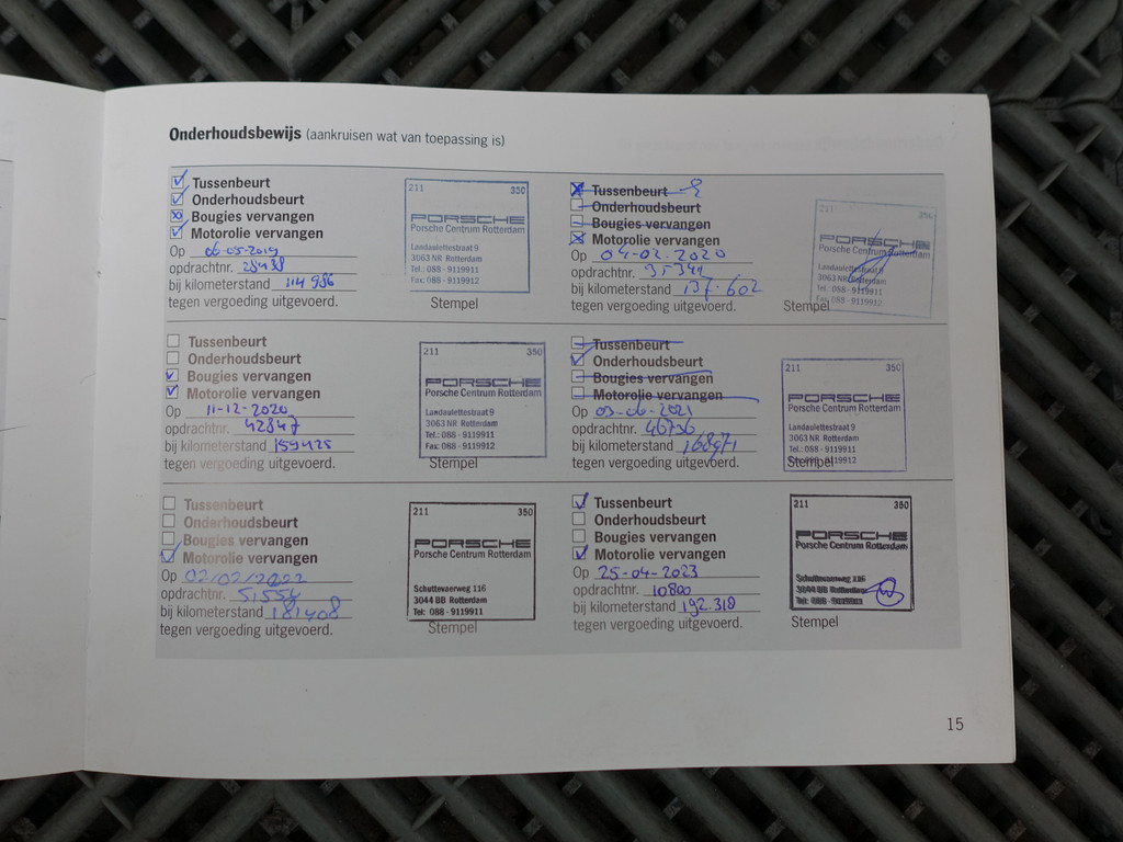 
Porsche Cayenne 3.0 S E-Hybrid Sport Design Aut- Volledig Dealer Onderhouden, Sport Chrono, Bose Audio, Memory Seats vol									