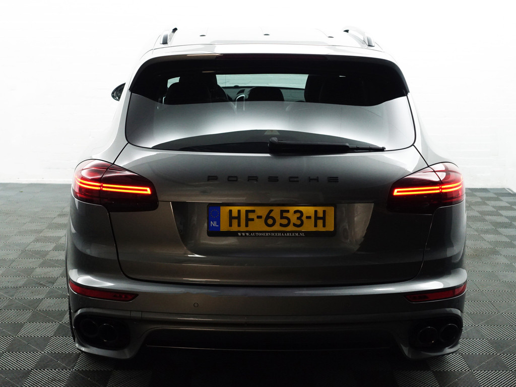 
Porsche Cayenne 3.0 S E-Hybrid Sport Design Aut- Volledig Dealer Onderhouden, Sport Chrono, Bose Audio, Memory Seats vol									