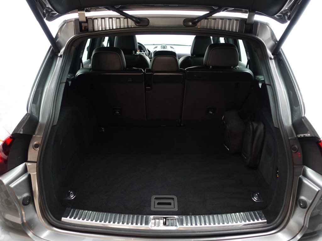 
Porsche Cayenne 3.0 S E-Hybrid Sport Design Aut- Volledig Dealer Onderhouden, Sport Chrono, Bose Audio, Memory Seats vol									