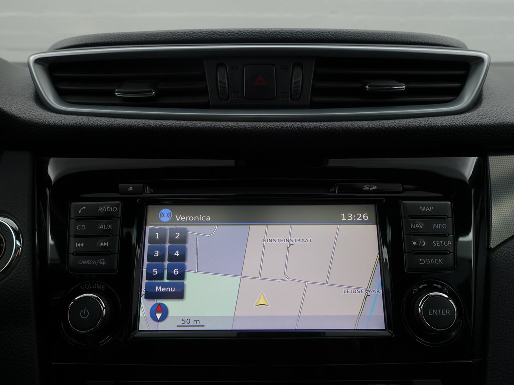 
Nissan QASHQAI 1.2 Tekna + Design Leder Interieur, Panoramadak, Xenon Led, Bose Audio, Memory, Sfeerverlichting vol									