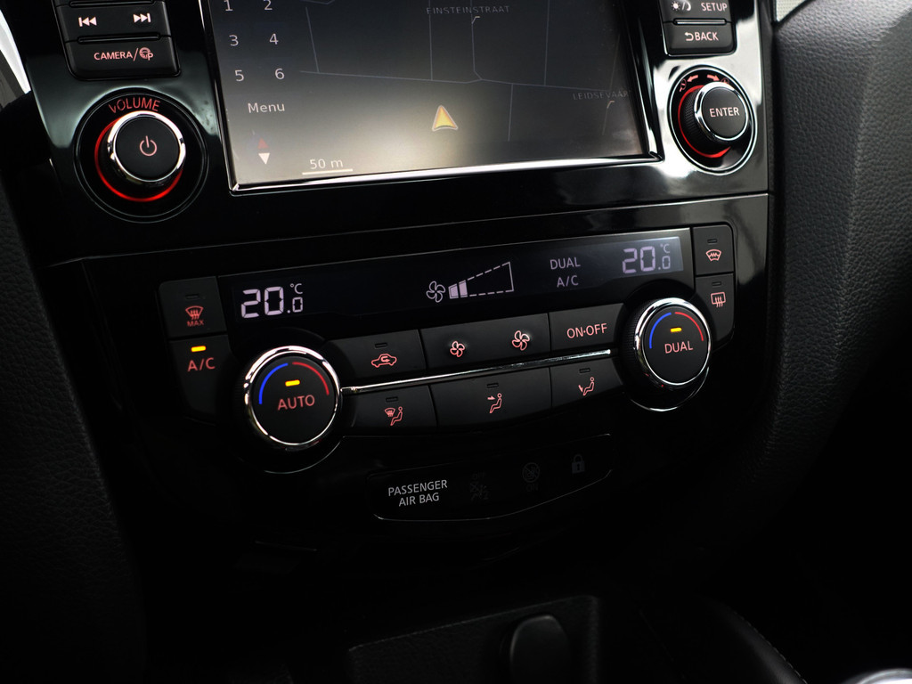 
Nissan QASHQAI 1.2 Tekna + Design Leder Interieur, Panoramadak, Xenon Led, Bose Audio, Memory, Sfeerverlichting vol									