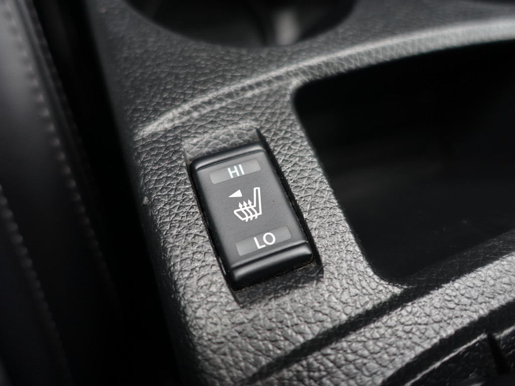 
Nissan QASHQAI 1.2 Tekna + Design Leder Interieur, Panoramadak, Xenon Led, Bose Audio, Memory, Sfeerverlichting vol									