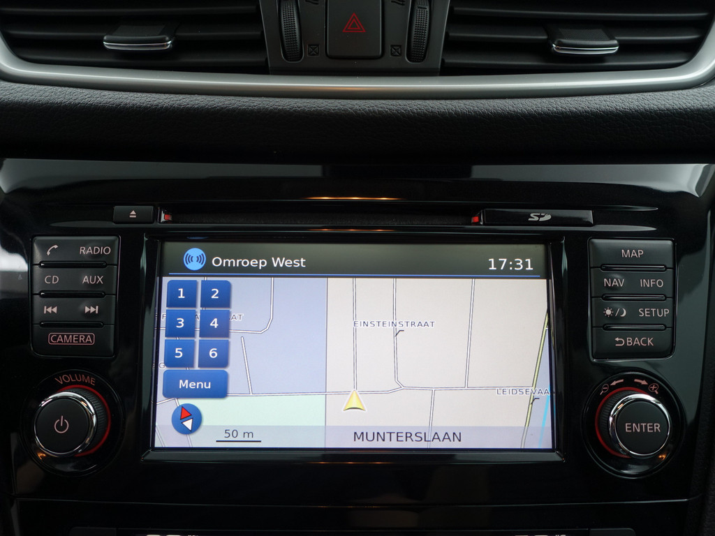 
								Nissan QASHQAI 1.2 Tekna- Panodak, Leder Interieur, 360 Camera, Lane Assist, Sfeerverlichting, Park Assist, Xenon Led vol									