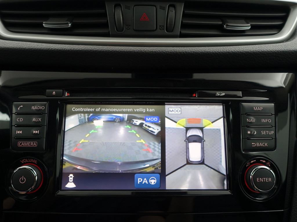 
								Nissan QASHQAI 1.2 Tekna- Panodak, Leder Interieur, 360 Camera, Lane Assist, Sfeerverlichting, Park Assist, Xenon Led vol									