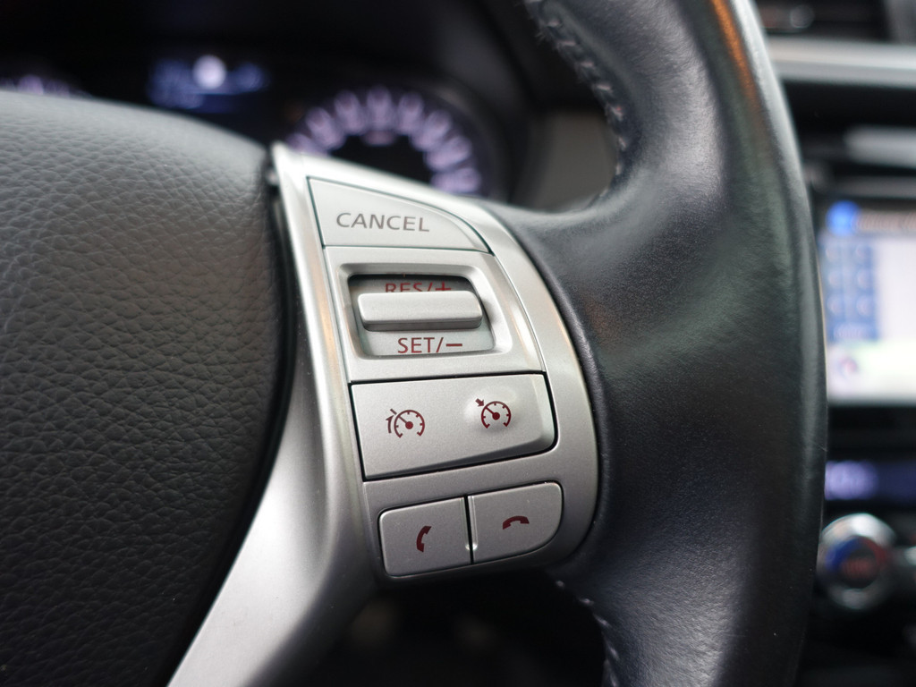 
								Nissan QASHQAI 1.2 Tekna- Panodak, Leder Interieur, 360 Camera, Lane Assist, Sfeerverlichting, Park Assist, Xenon Led vol									