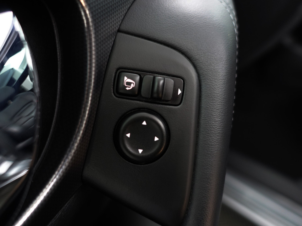 
Nissan QASHQAI 1.2 Tekna + Design Leder Interieur, Panoramadak, Xenon Led, Bose Audio, Memory, Sfeerverlichting vol									