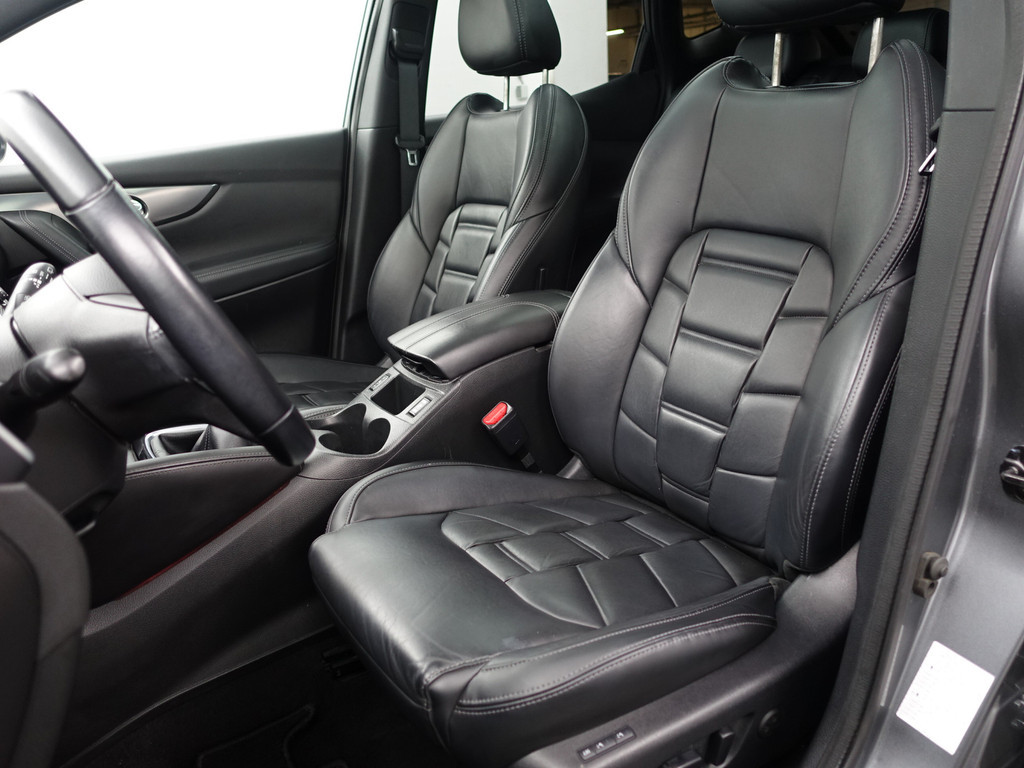 
Nissan QASHQAI 1.2 Tekna + Design Leder Interieur, Panoramadak, Xenon Led, Bose Audio, Memory, Sfeerverlichting vol									