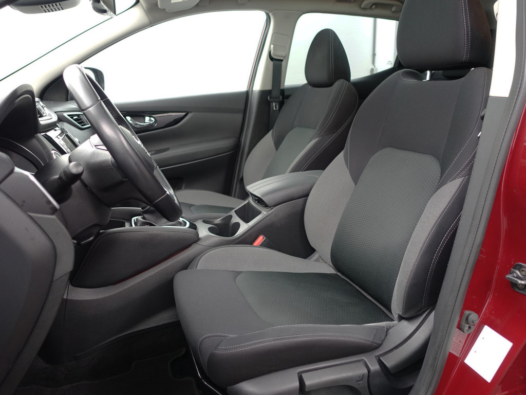 
Nissan QASHQAI 1.3 DIG-T N-Connecta Aut- Panodak, 360 Camera, Lane Assist, Trekhaak, Keyless, Xenon Led vol									