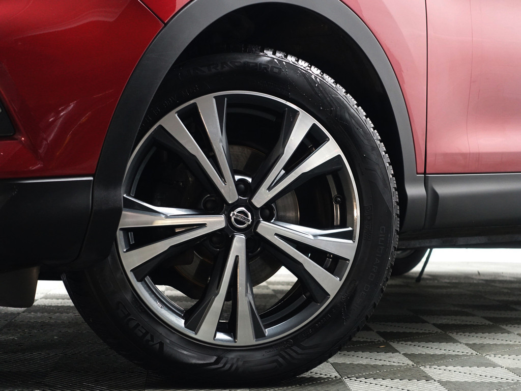 
Nissan QASHQAI 1.3 DIG-T N-Connecta Aut- Panodak, 360 Camera, Lane Assist, Trekhaak, Keyless, Xenon Led vol									