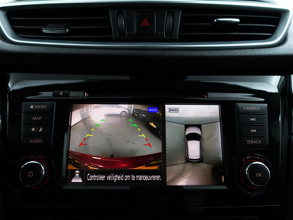 
Nissan QASHQAI 1.3 DIG-T N-Connecta Aut- Panodak, 360 Camera, Lane Assist, Trekhaak, Keyless, Xenon Led vol									