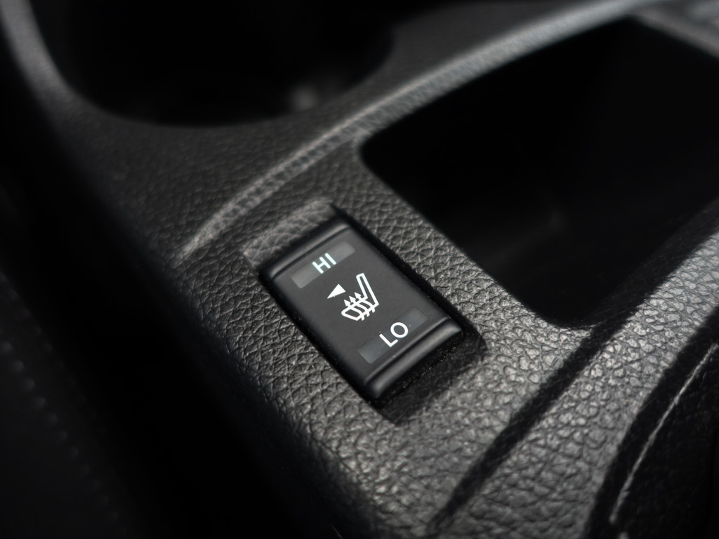 
Nissan QASHQAI 1.2 Business Edition- Treeplanken, 360 Camera, Led, Sfeerverlichting, Stoelverwarming, Lane Assist vol									