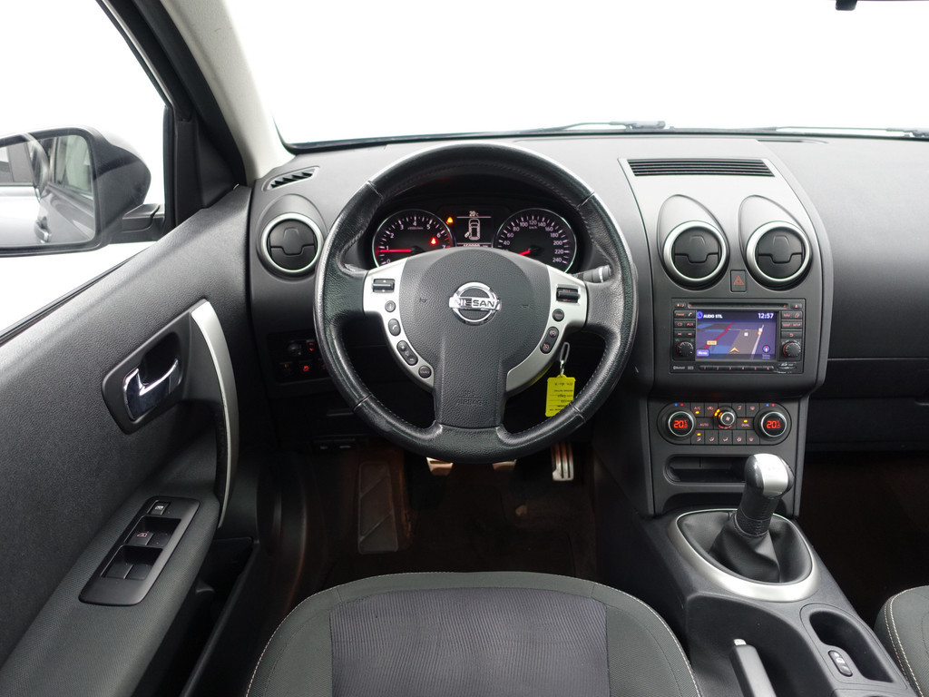 
Nissan QASHQAI+2 1.6 Connect Edition- 7 Pers, Panodak, Camera, Navi, Clima, cruise vol									