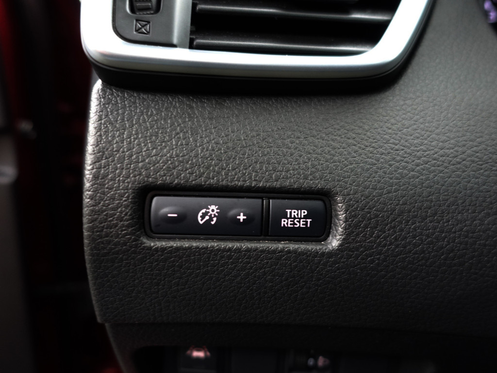 
Nissan QASHQAI 1.3 DIG-T N-Connecta Aut- Panodak, 360 Camera, Lane Assist, Trekhaak, Keyless, Xenon Led vol									