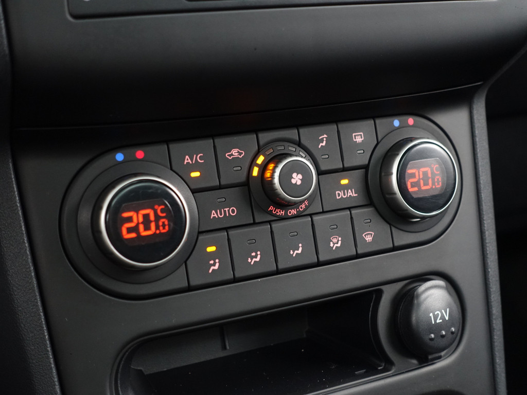 
Nissan QASHQAI+2 1.6 Connect Edition- 7 Pers, Panodak, Camera, Navi, Clima, cruise vol									