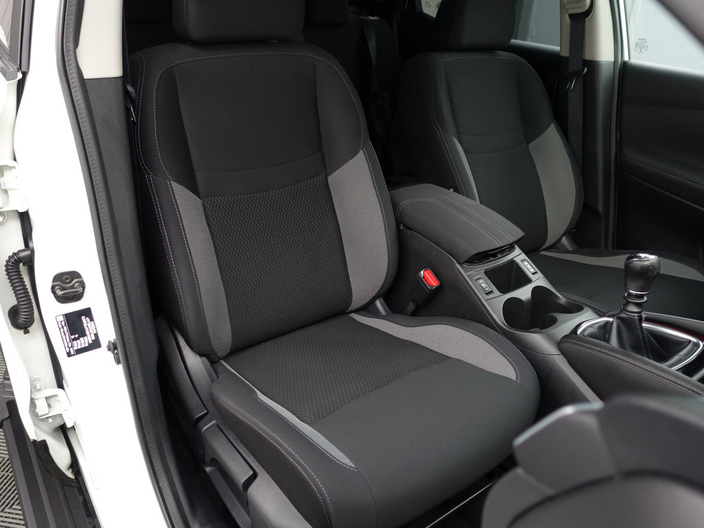 
Nissan QASHQAI 1.2 Business Edition- Treeplanken, 360 Camera, Led, Sfeerverlichting, Stoelverwarming, Lane Assist vol									