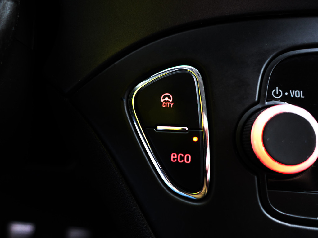 
Opel Corsa 1.0 Turbo Edition- Clima, Cruise, Trekhaak, Design Interieur, Sport Pakket vol									