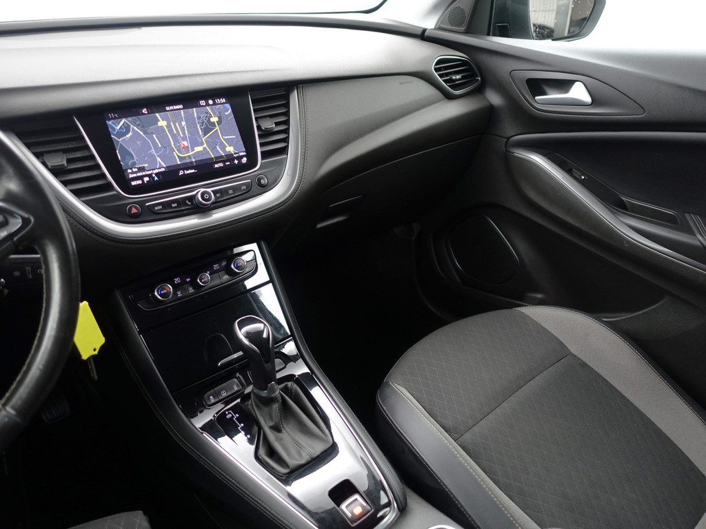 
								Opel Grandland X 1.2 Turbo Business Elegance Aut- Two Tone, CarPlay, 360 Camera, Sfeerverlichting, Ada Cruise, Xenon Led vol									