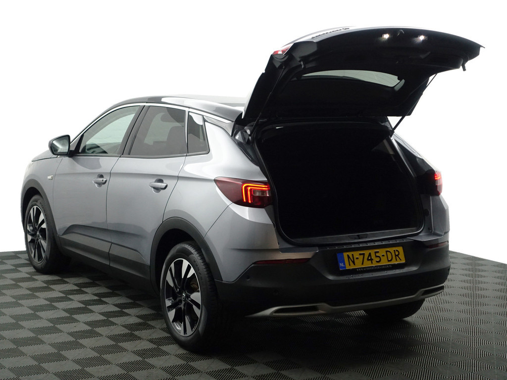 
								Opel Grandland X 1.2 Turbo Business Elegance Aut- Two Tone, CarPlay, 360 Camera, Sfeerverlichting, Ada Cruise, Xenon Led vol									