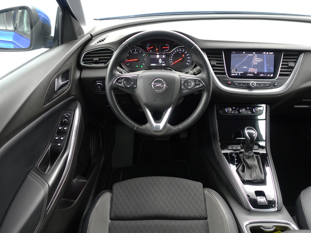 
Opel Grandland X 1.2 Turbo Executive Aut- Comfort Interieur, Park Assist, Lane Assist, CarPlay, Navi, Clima, Led vol									