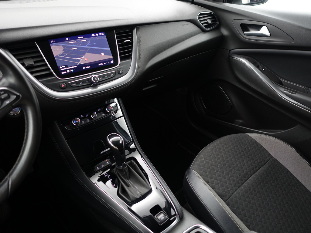 
Opel Grandland X 1.2 Turbo Ultimate Aut- Two Tone, Carplay, Park Assist, Lane Assist, Sfeerverlichting, Led, Sport Interieur vol									