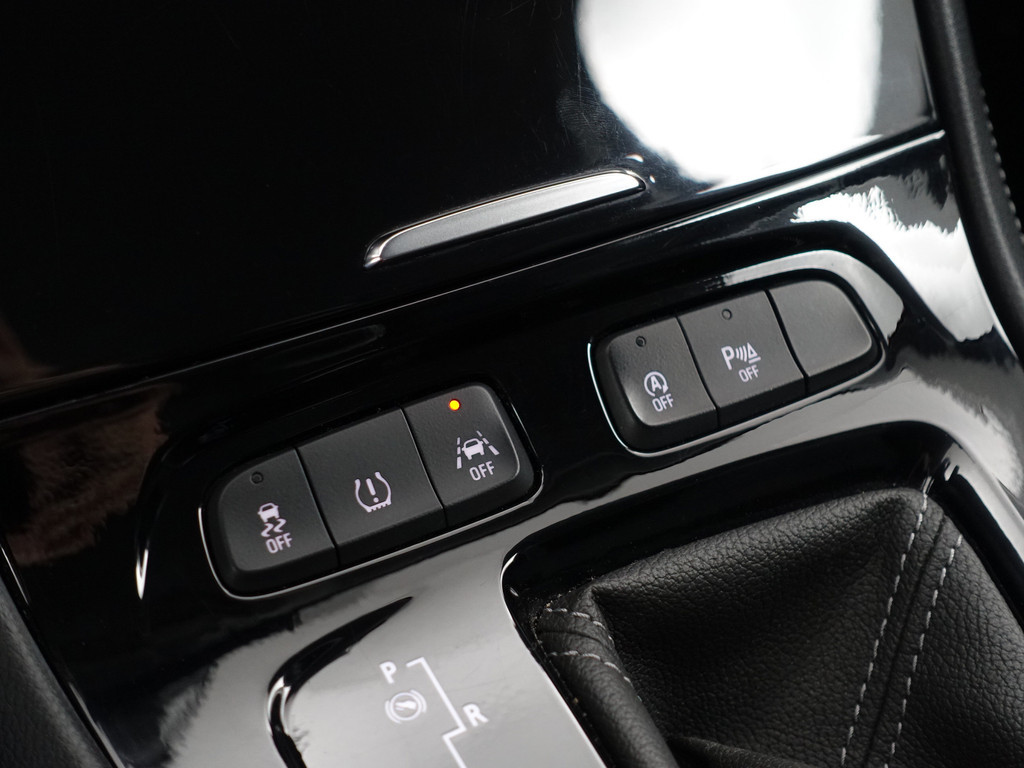 
Opel Grandland X 1.2 Turbo Ultimate Aut- Two Tone, Carplay, Park Assist, Lane Assist, Sfeerverlichting, Led, Sport Interieur vol									