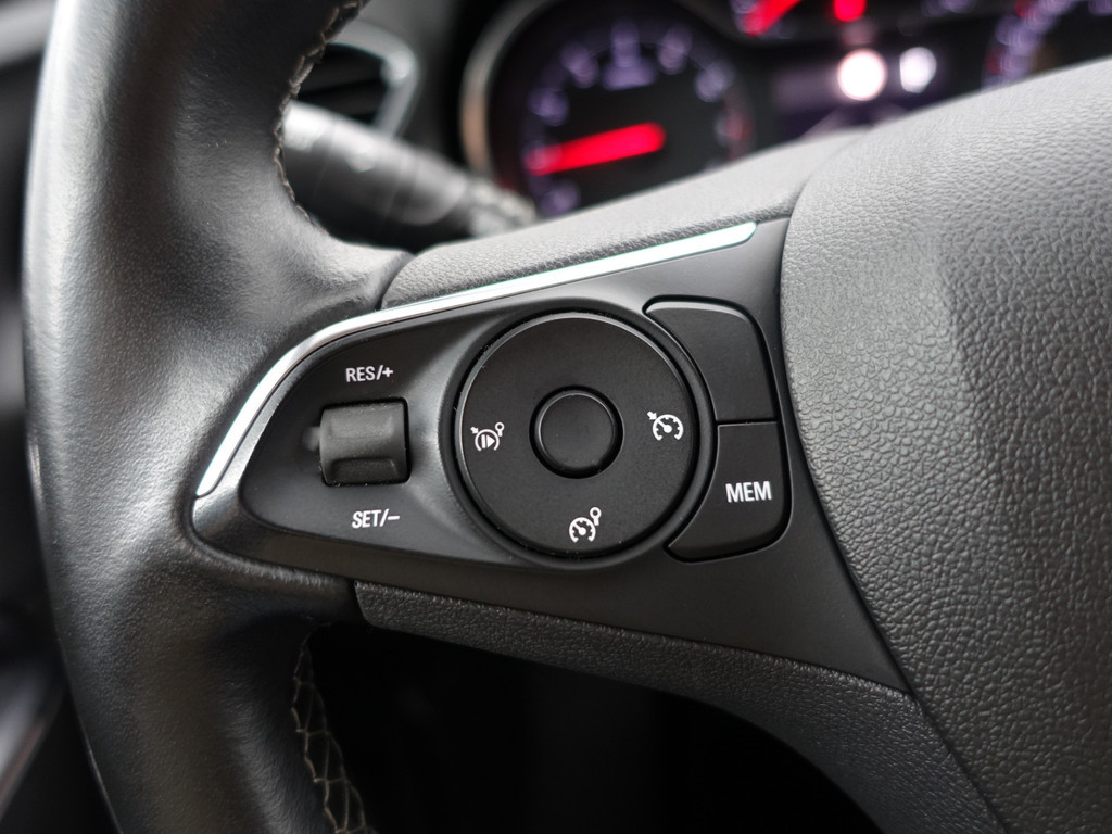 
Opel Grandland X 1.2 Turbo Ultimate Aut- Two Tone, Carplay, Park Assist, Lane Assist, Sfeerverlichting, Led, Sport Interieur vol									