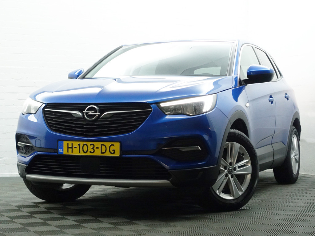 
Opel Grandland X 1.2 Turbo Executive Aut- Comfort Interieur, Park Assist, Lane Assist, CarPlay, Navi, Clima, Led vol									