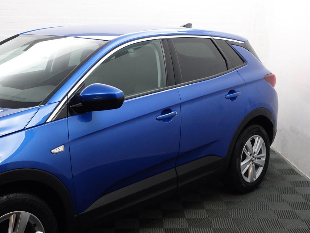 
Opel Grandland X 1.2 Turbo Executive Aut- Comfort Interieur, Park Assist, Lane Assist, CarPlay, Navi, Clima, Led vol									