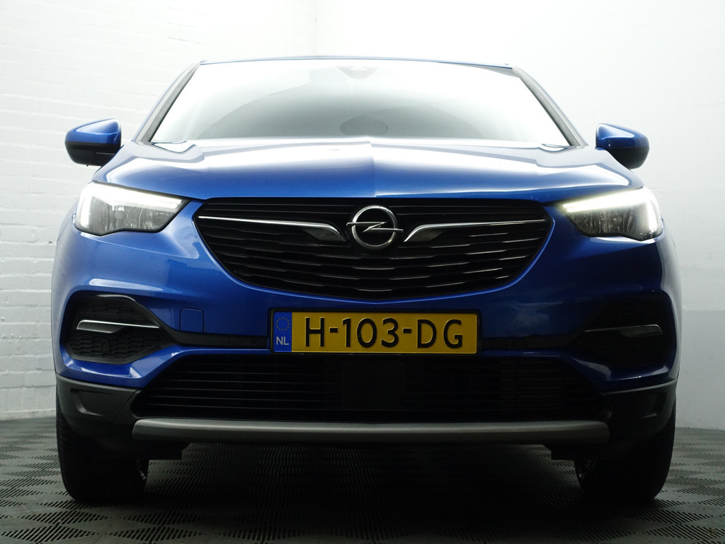 
Opel Grandland X 1.2 Turbo Executive Aut- Comfort Interieur, Park Assist, Lane Assist, CarPlay, Navi, Clima, Led vol									