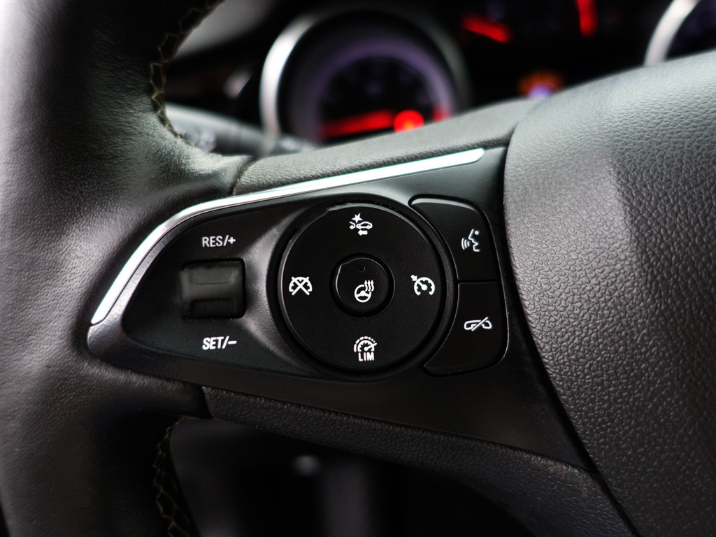 
Opel Insignia Grand Sport 1.5 Turbo OPC Line- Stuur/Stoelverwarming, Xenon Led, Lane Assist, Virtual Cockpit, Camera, Sport Interieur vol									