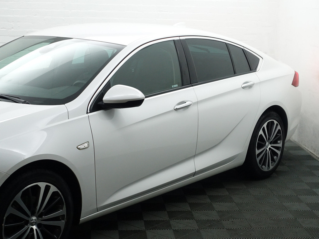 
Opel Insignia Grand Sport 1.5 Turbo OPC Line- Stuur/Stoelverwarming, Xenon Led, Lane Assist, Virtual Cockpit, Camera, Sport Interieur vol									
