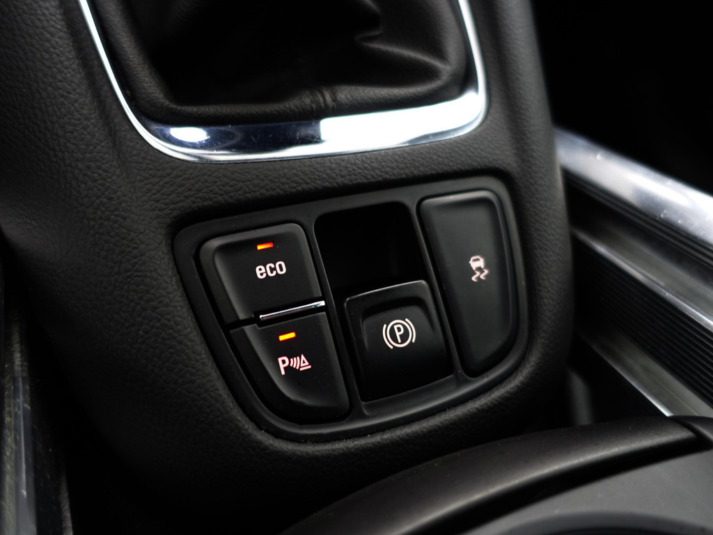 
Opel Zafira Tourer 1.4 Innovation OPC- 7 Pers, Panoramadak, Xenon Led, Stuur/Stoelverwarming, Camera, Sfeerverlichting, Sport Leder vol									