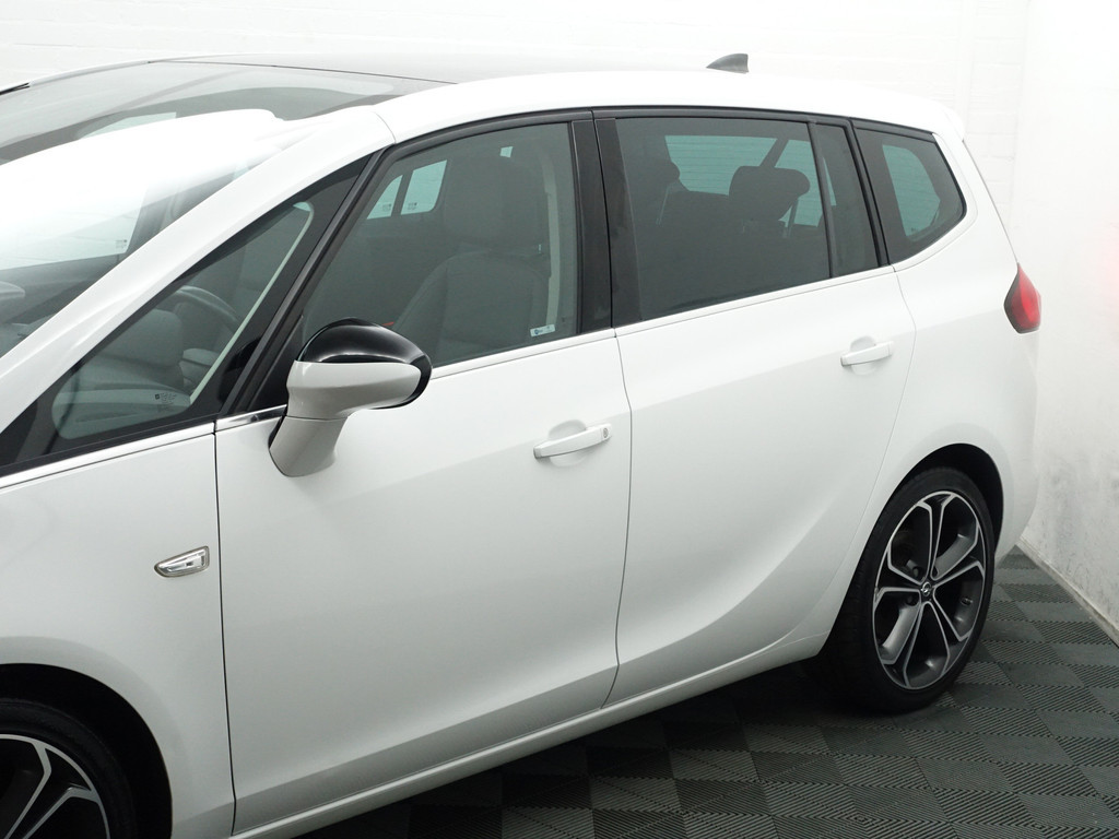 
Opel Zafira Tourer 1.4 Innovation OPC- 7 Pers, Panoramadak, Xenon Led, Stuur/Stoelverwarming, Camera, Sfeerverlichting, Sport Leder vol									